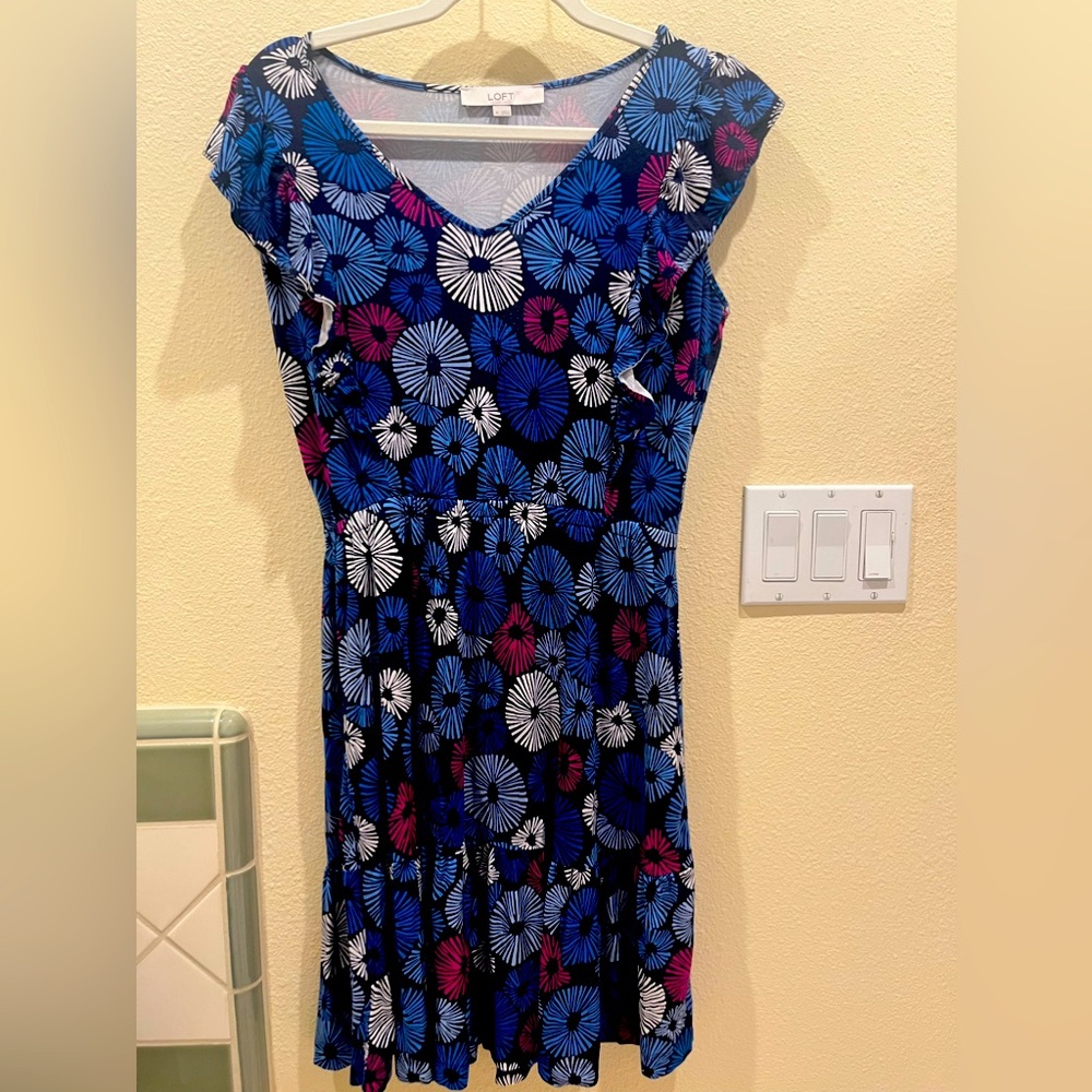 Cute as can be pull over dress with elastic